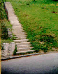 Treppe zum Kreuzweg