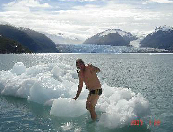 Carlos - 28. Jan. 2007: 28. Jan 2007 Geburtstagsbad am Glaciar Bruja, Patagonien, Chile
